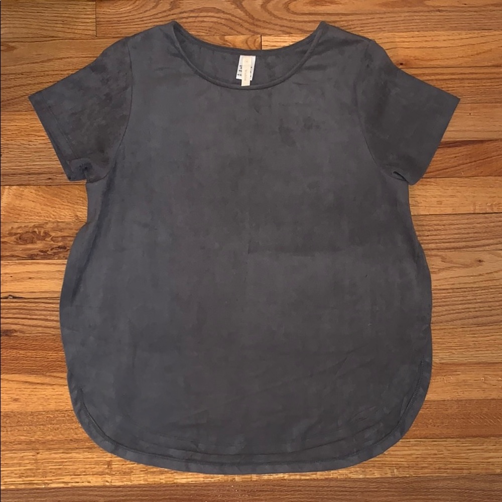 Wishlist “Dressy Tee”